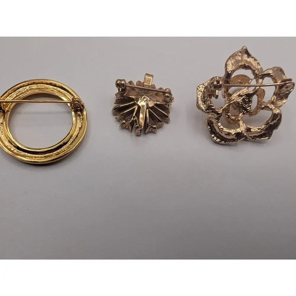VTG Fashion Brooch Pin Lot 1 is Trifari Signed Rhinestone Pearl Gold Tone 3 Pcs